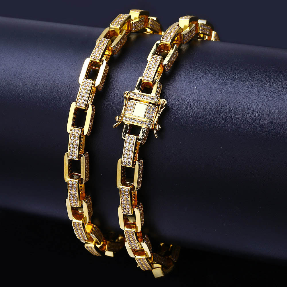 7mm Square Link Chain in gold